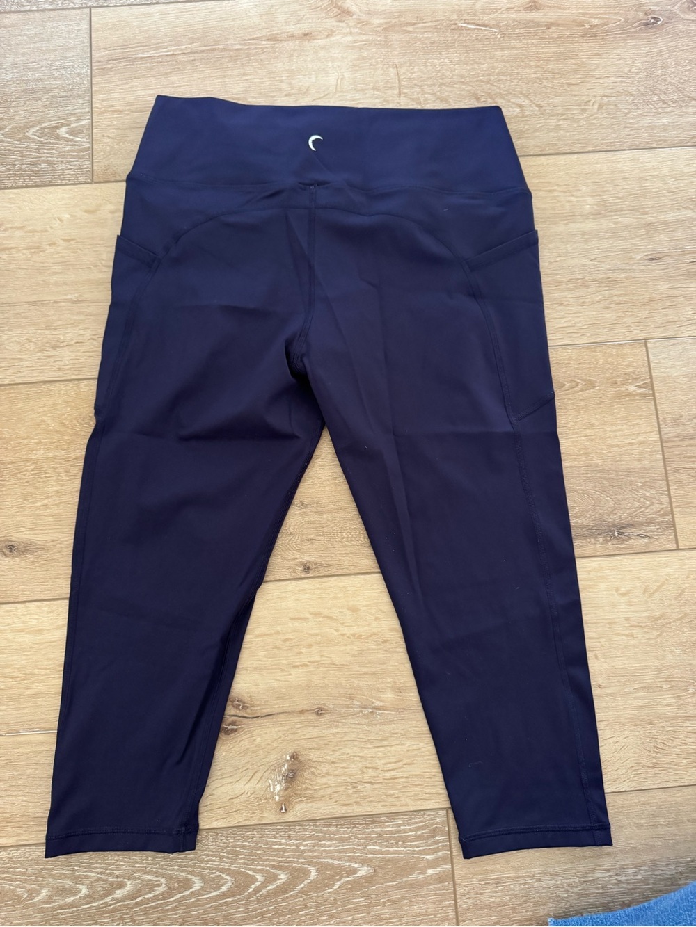 Women’s Zyia Active Navy Pocket Light N Tight Hi-rise Capri 20” Size 20